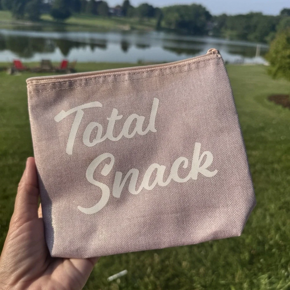 Thirty One Snack And Go Pouch 